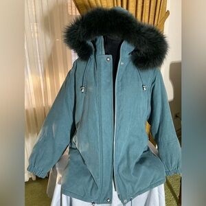 Comfy winter jacket with FOX FUR trim🔥